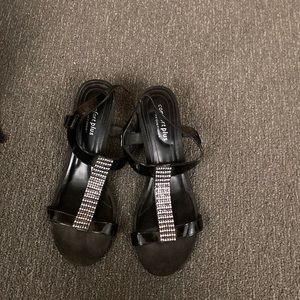 Black homecoming heels